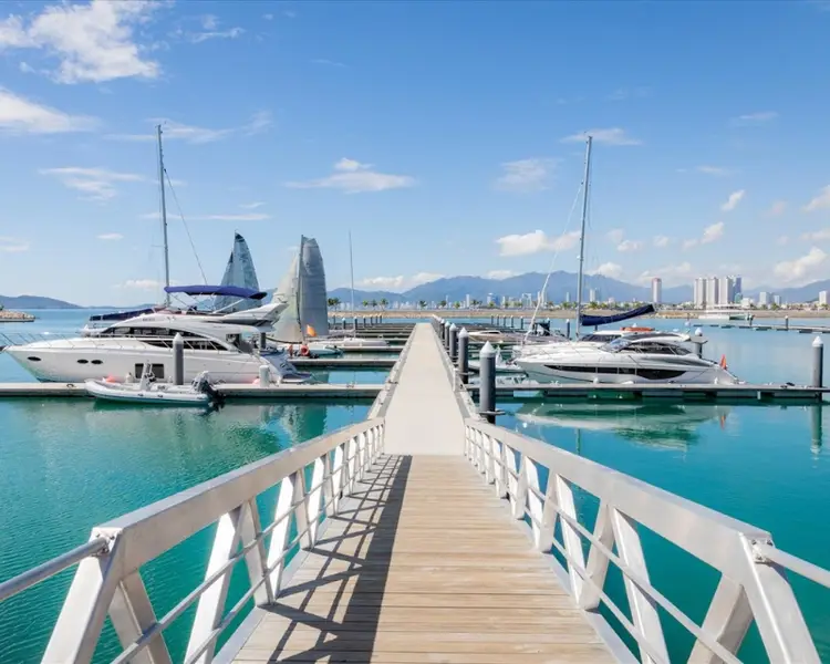 Ben Du Thuyen Nha Trang 7 Png