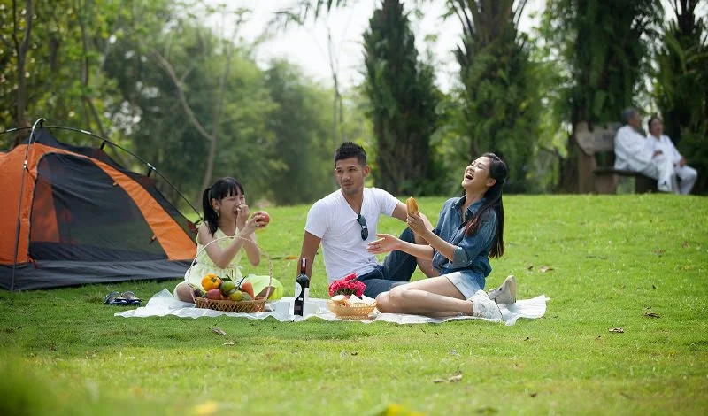 Bi Kip De Co Mot Buoi Cam Trai Tuyet Nhat Cung Gia Dinh Wetrek Vn Jpg
